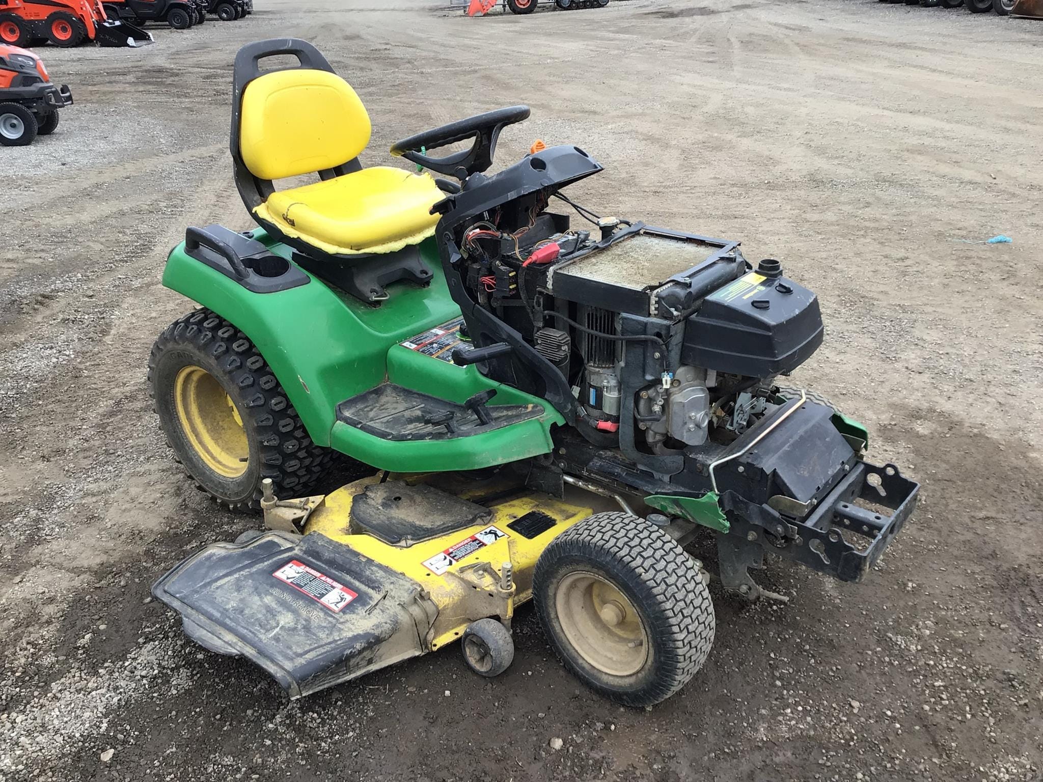 Main image John Deere X520