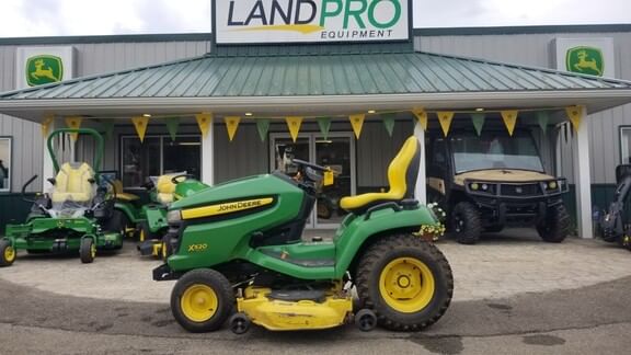 Main image John Deere X520
