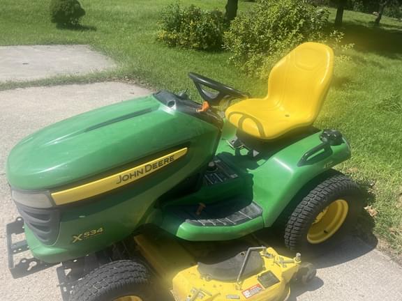 Image of John Deere X534 equipment image 1