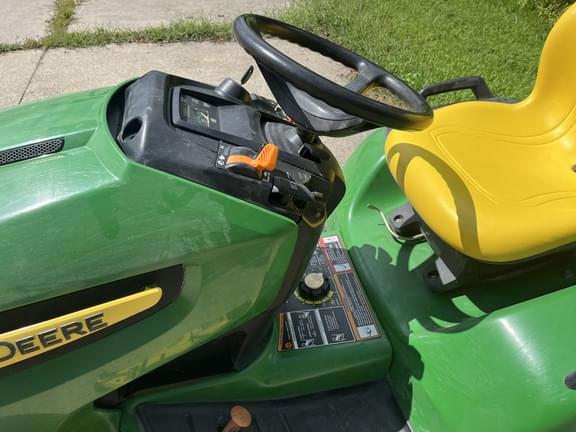 Image of John Deere X534 equipment image 3