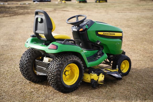 Image of John Deere X540 equipment image 3