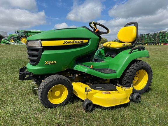 Main image John Deere X540