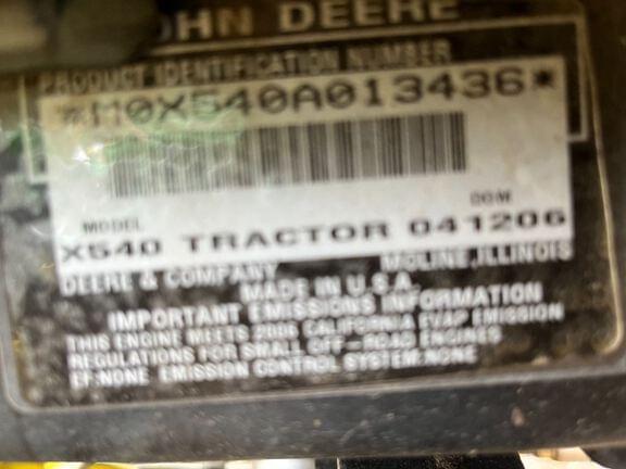 Image of John Deere X540 equipment image 4