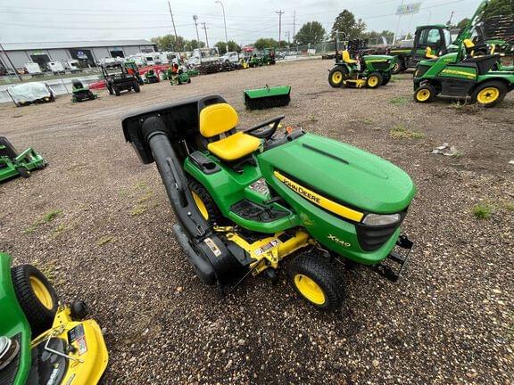 Image of John Deere X540 equipment image 3