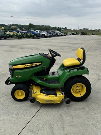 Image of John Deere X540 equipment image 3
