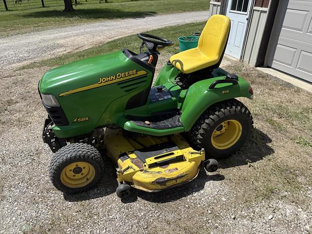 Image of John Deere X585 equipment image 2