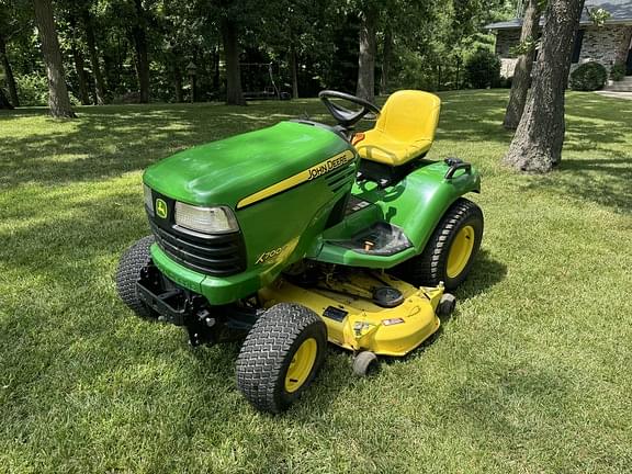 Image of John Deere X700 Primary image