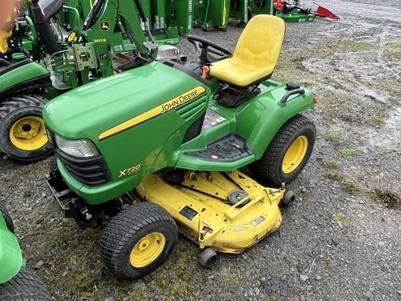Main image John Deere X720