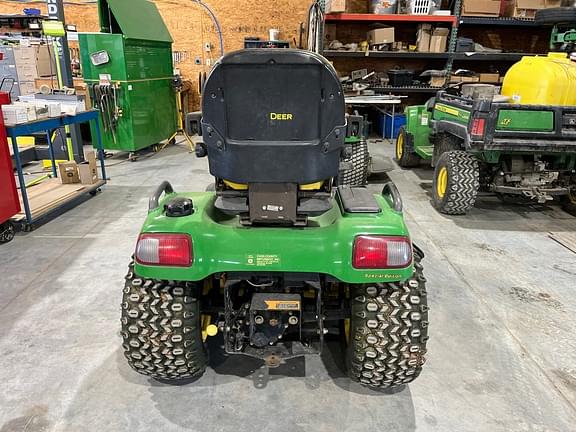 Image of John Deere X720 equipment image 2