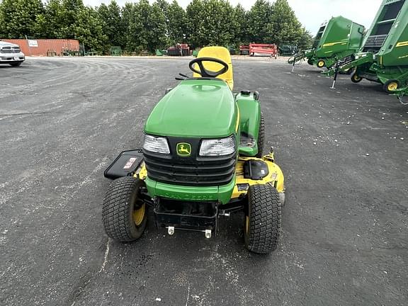 Image of John Deere X720 equipment image 3