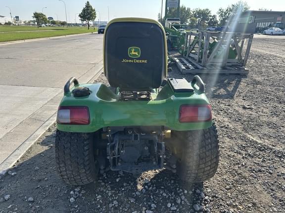 Image of John Deere X724 equipment image 2