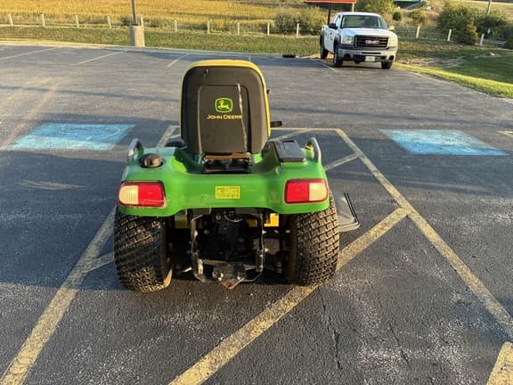 Image of John Deere X724 equipment image 3