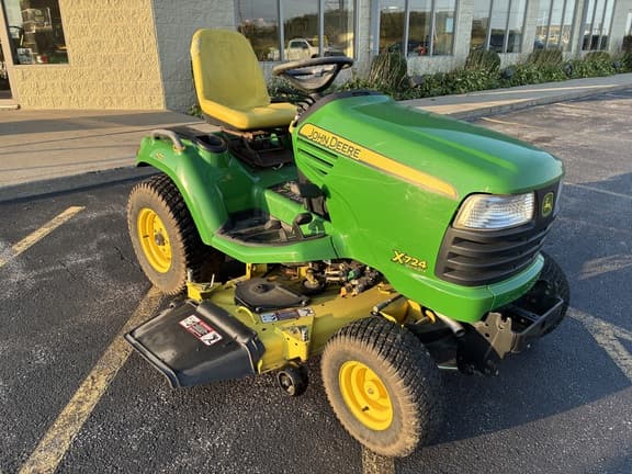 Image of John Deere X724 Primary image
