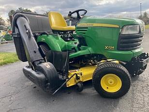 Main image John Deere X724 4