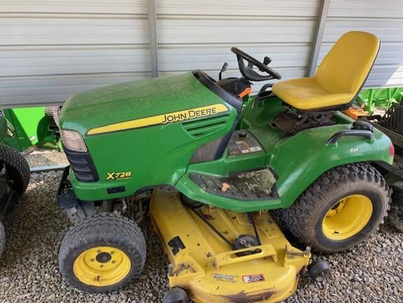 Image of John Deere X728 Image 0