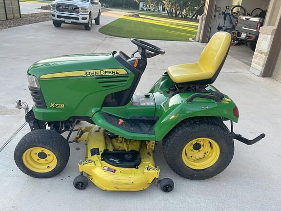 Image of John Deere X728 Primary image