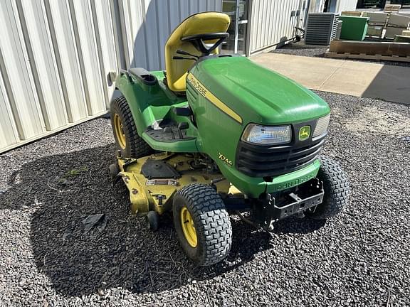 Image of John Deere X744 equipment image 2