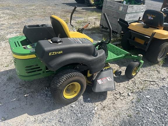 Image of John Deere Z225 equipment image 2