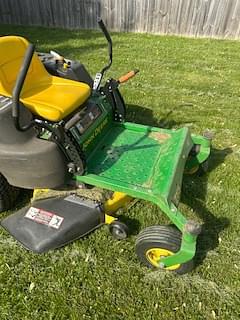 Image of John Deere Z225 equipment image 1