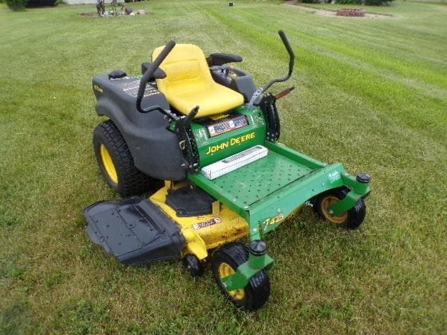 Image of John Deere Z425 Primary image