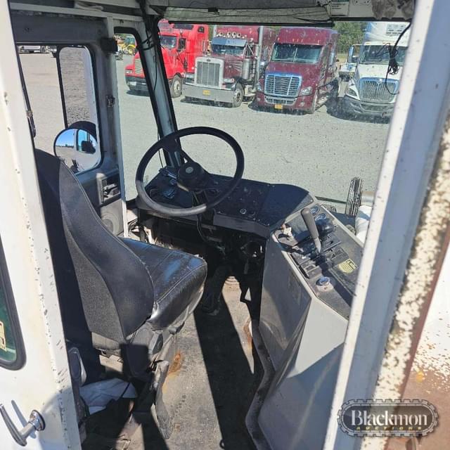 Image of Kalmar 30 equipment image 2