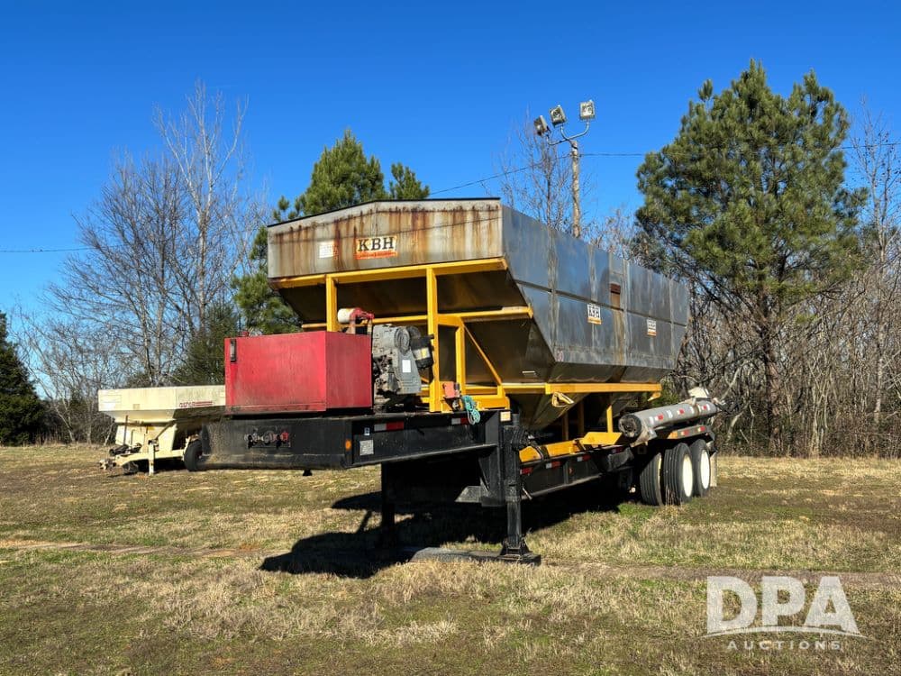 Image of KBH Fertilizer Chassis Primary image
