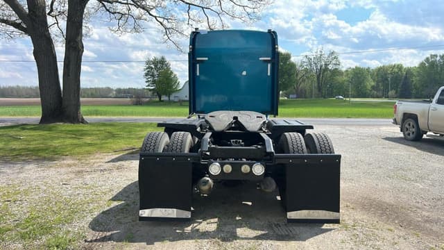 Image of Kenworth T800 equipment image 2