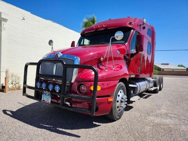Image of Kenworth T2000 equipment image 4