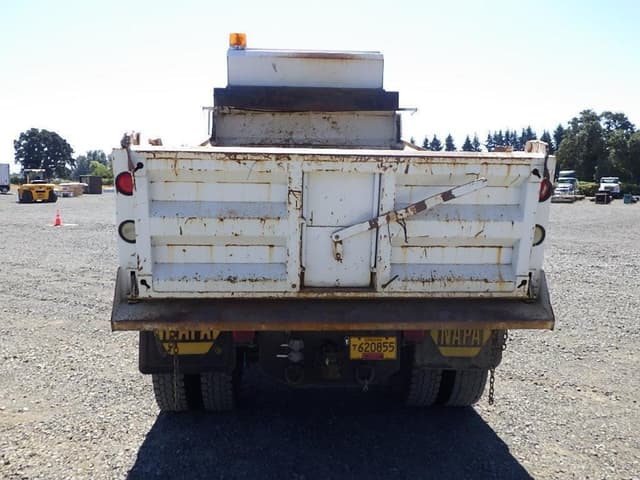 Image of Kenworth T300 equipment image 3