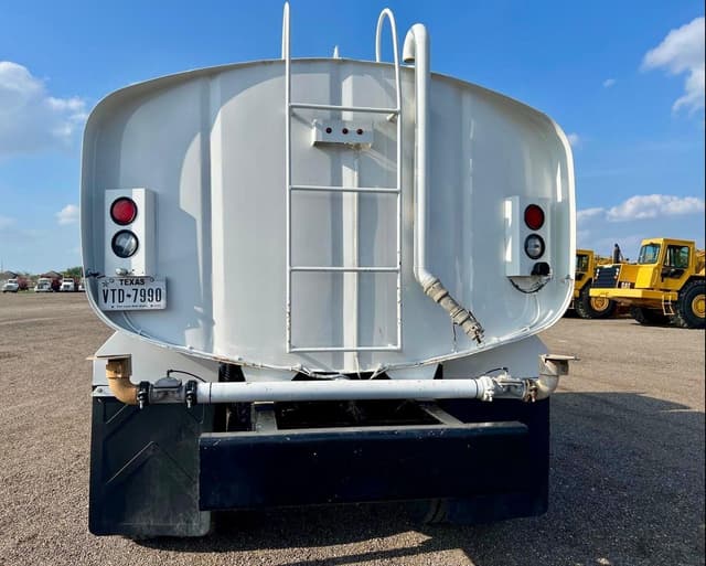 Image of Kenworth T300 equipment image 4