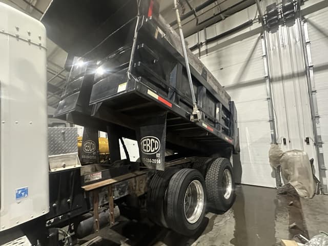 Image of Kenworth T300 equipment image 3