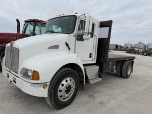 2006 Kenworth T300 Image