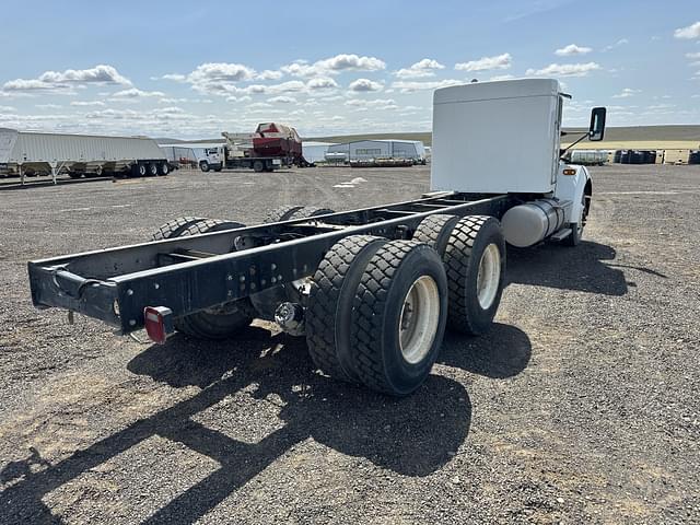 Image of Kenworth T300 equipment image 4