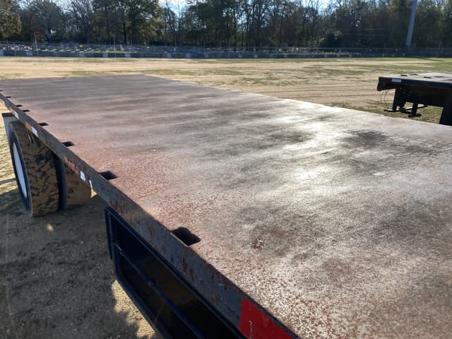 Image of Kenworth T-300 equipment image 4