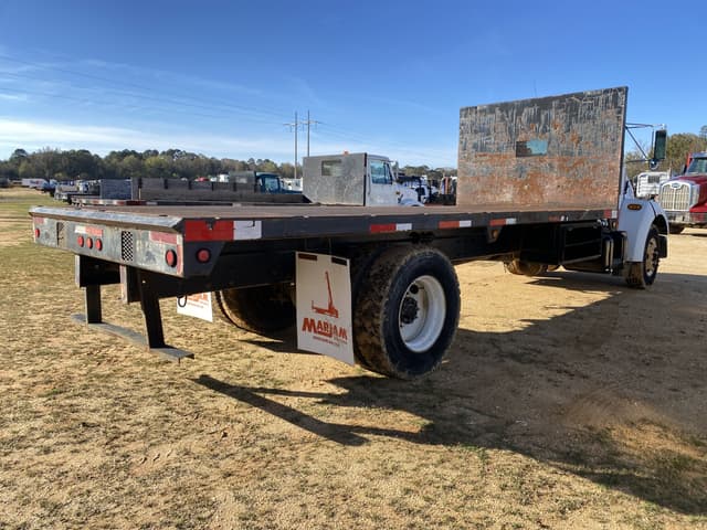 Image of Kenworth T-300 equipment image 2