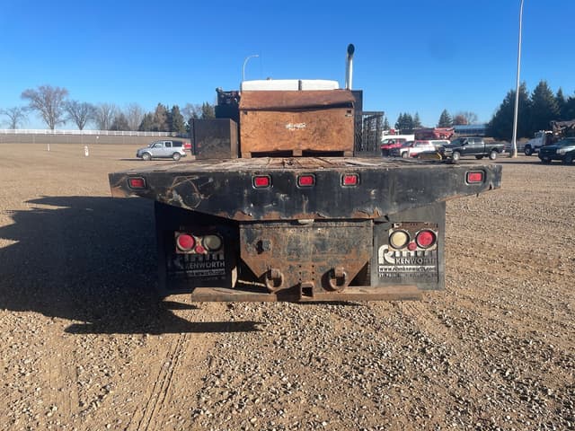 Image of Kenworth T300 equipment image 3