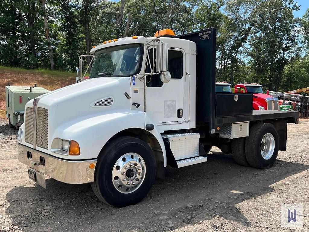 Image of Kenworth T300 Primary image