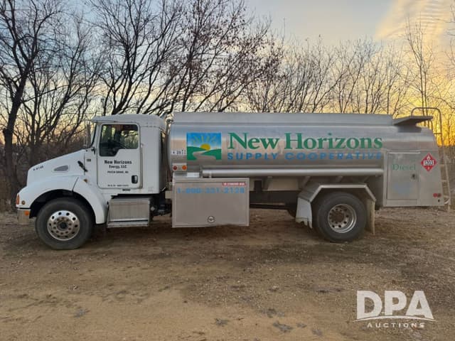 Image of Kenworth T300 equipment image 2