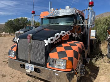 Main image Kenworth T300