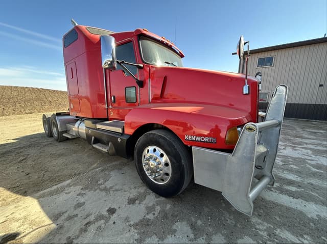 Image of Kenworth T600 equipment image 2