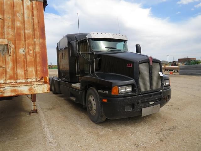 Image of Kenworth T600 equipment image 2