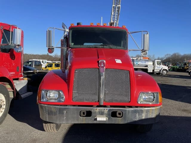 Image of Kenworth T600 equipment image 1