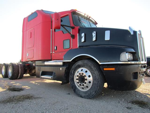 Image of Kenworth T600 equipment image 4