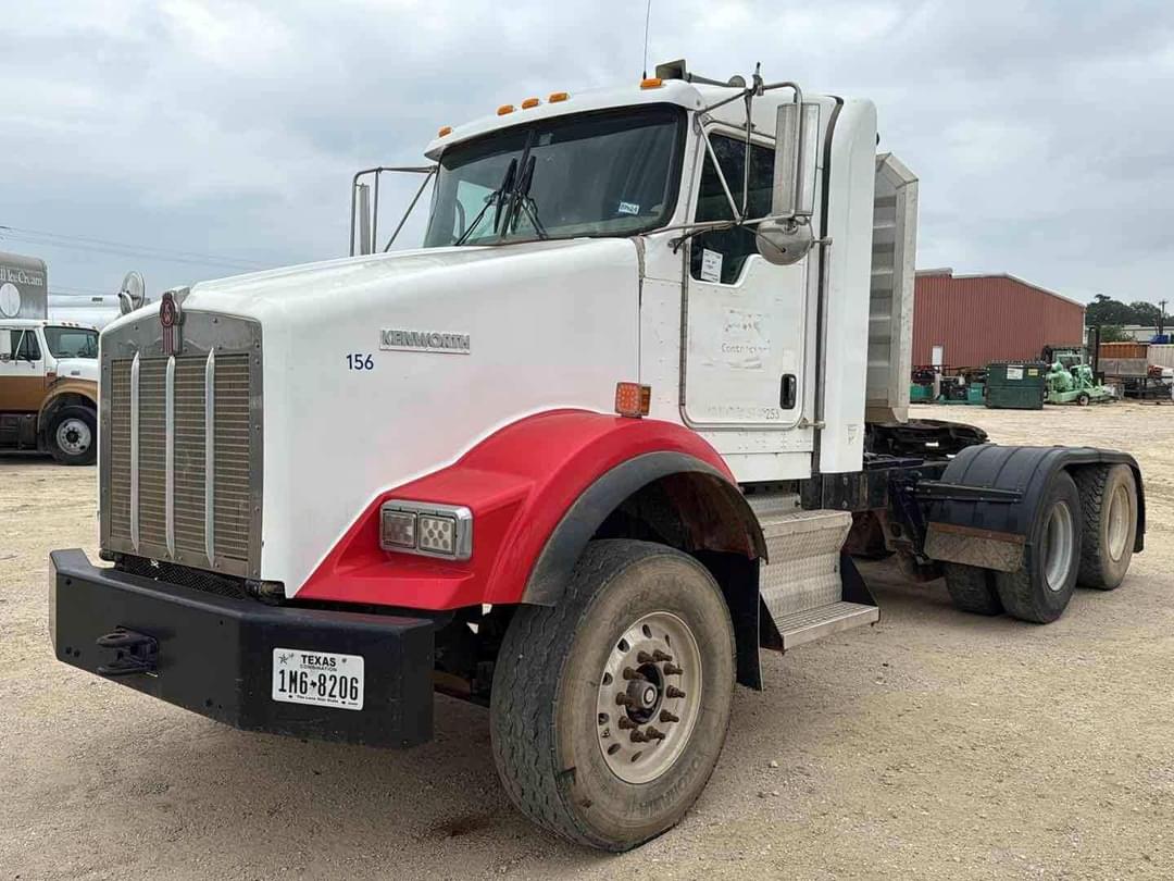 Image of Kenworth T800 Primary image