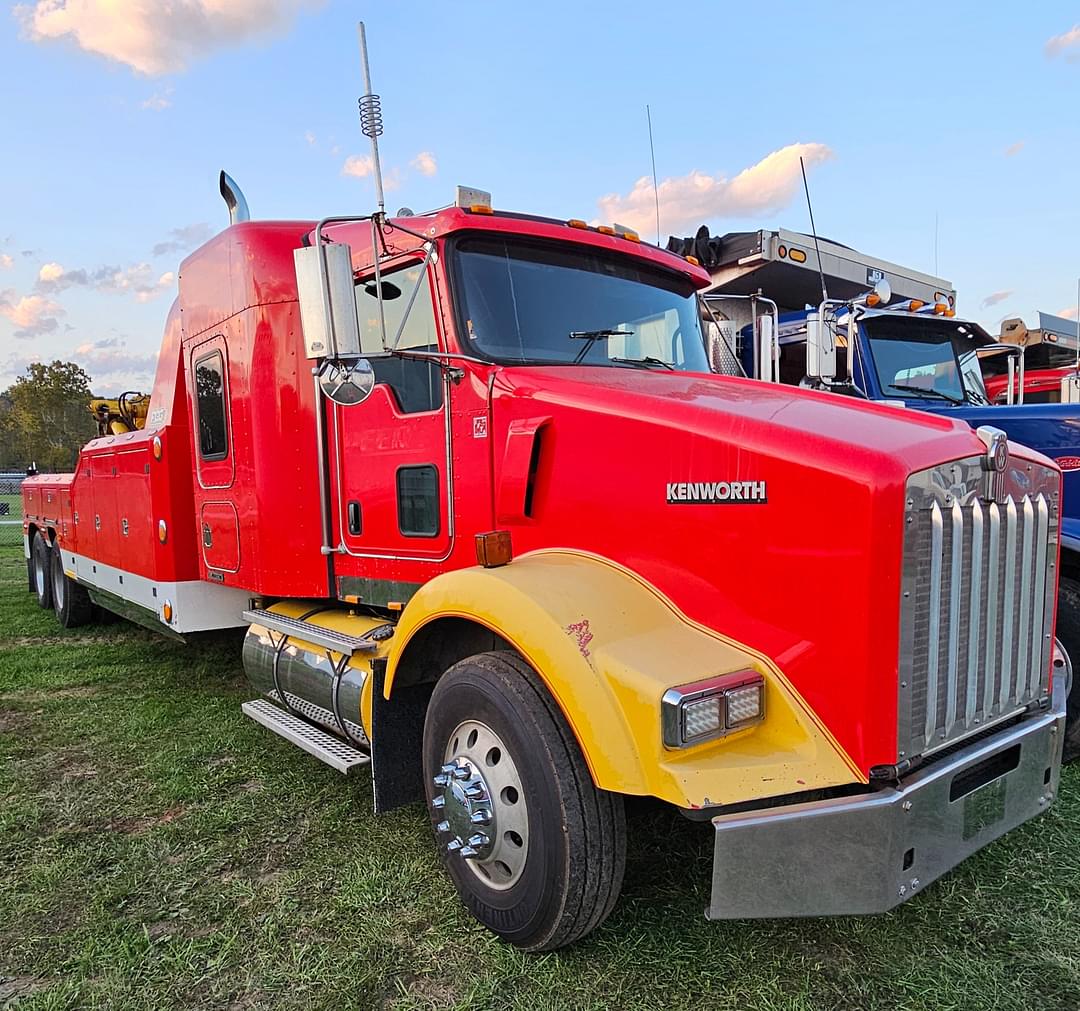 Image of Kenworth T800 Primary image