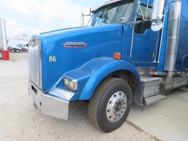 Image of Kenworth T800 equipment image 1