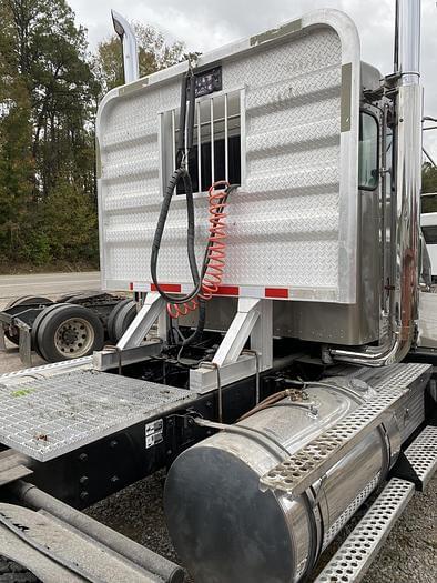 Image of Kenworth T800 equipment image 3