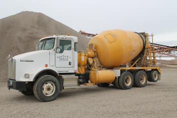 Main image Kenworth T800