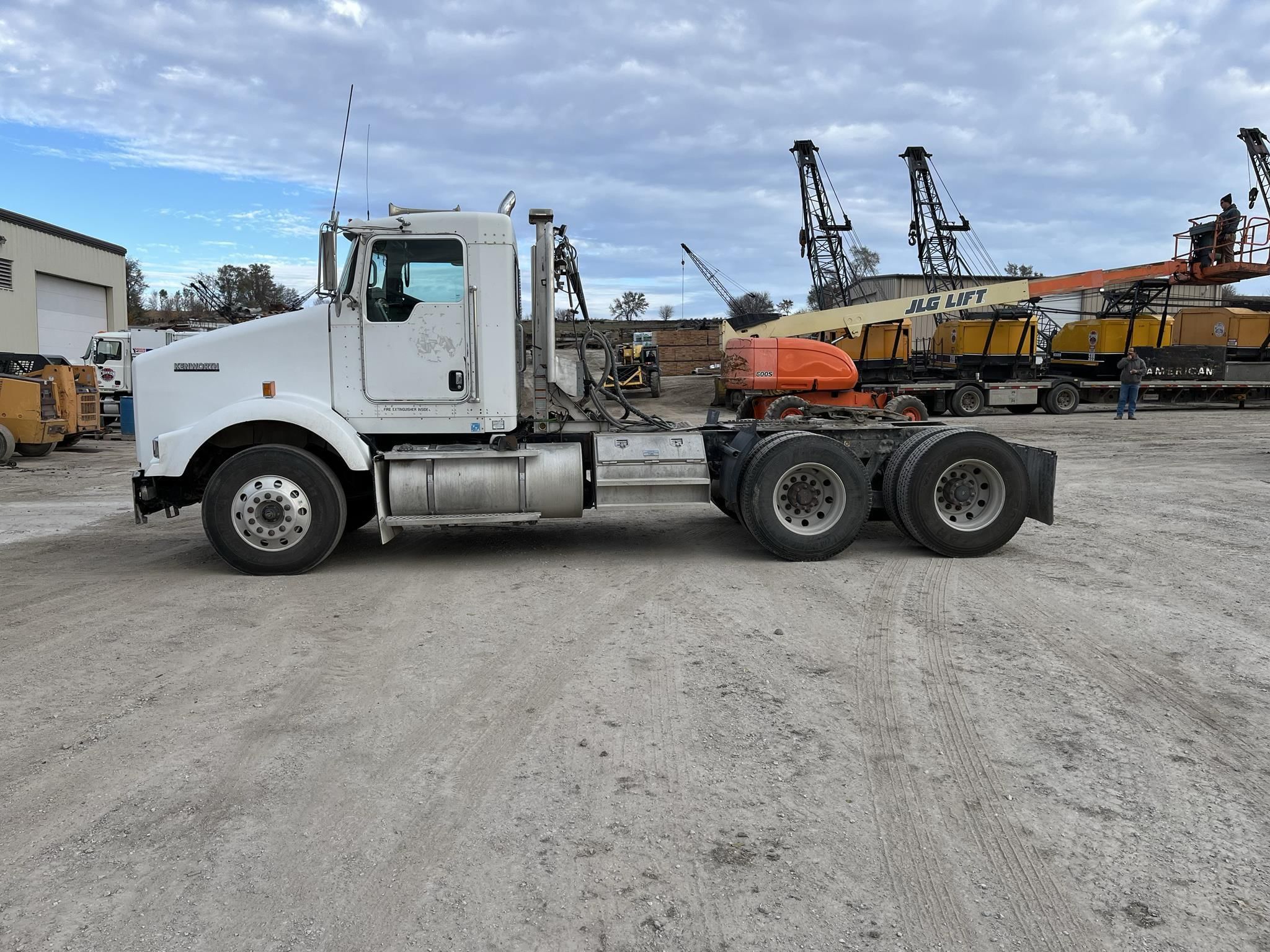 2006 Kenworth T800 Equipment Image0