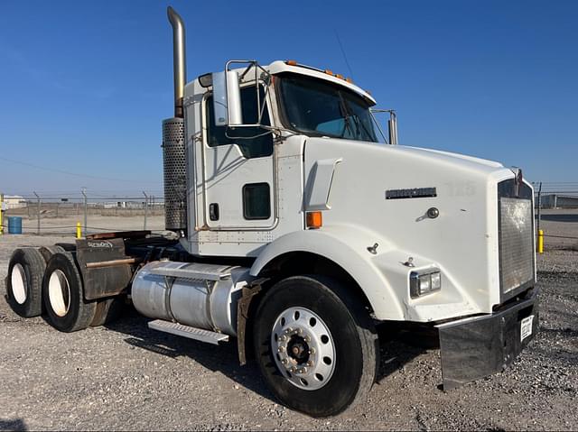 Image of Kenworth T800 equipment image 1